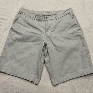 lululemon athletica Men's Shorts in Light Gray
